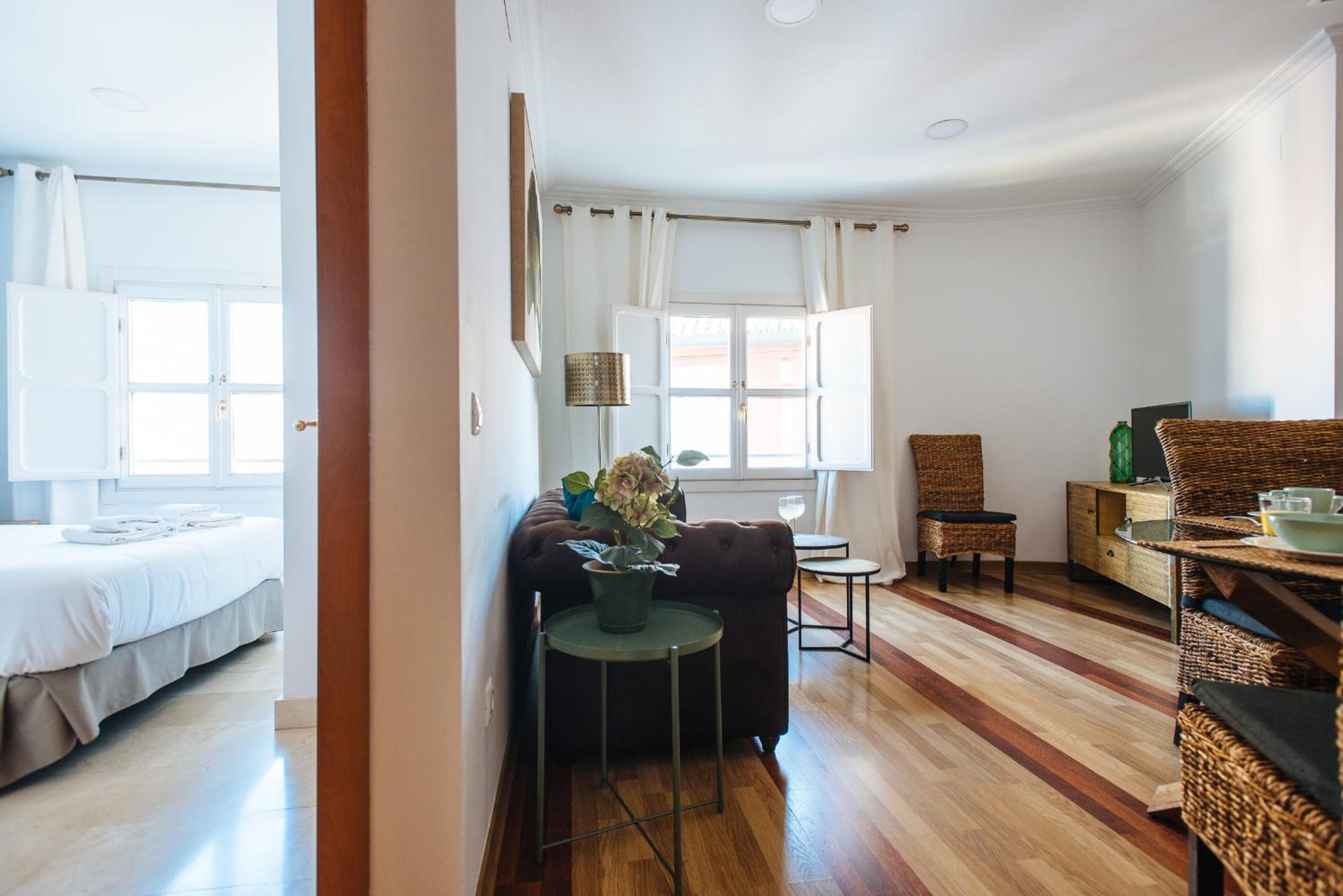 Hostly Orfila 3A-3B Exclusive Penthouse-Center-Fibre-Parking Optional Appartement Sevilla Buitenkant foto