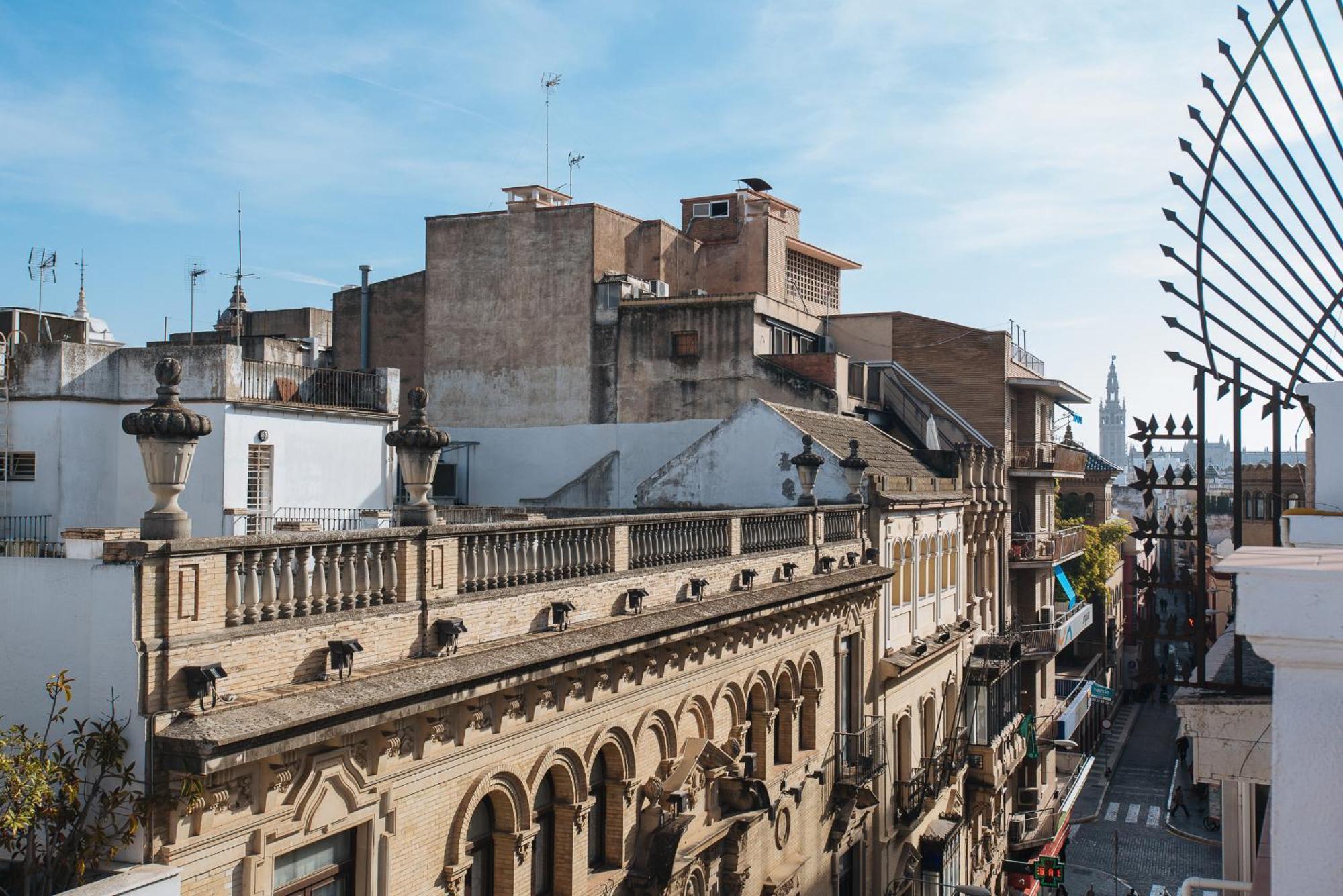 Hostly Orfila 3A-3B Exclusive Penthouse-Center-Fibre-Parking Optional Appartement Sevilla Buitenkant foto